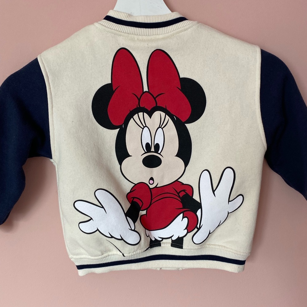 {SOLD} Disney x Zara Minnie Mouse sweater jacket
